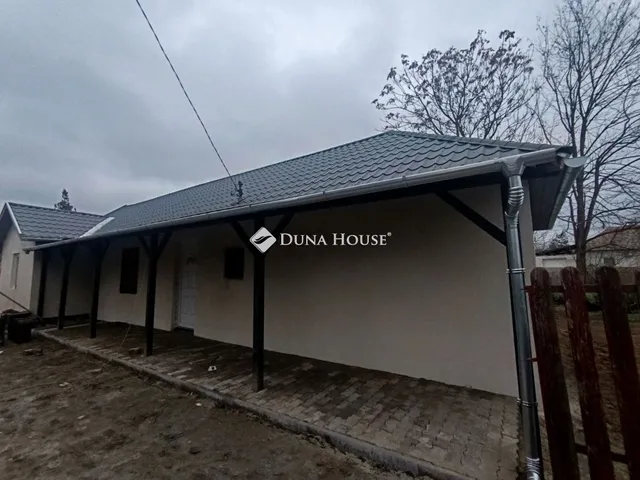 Eladó ház Tápióbicske 61 nm