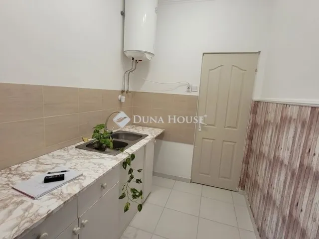 Eladó ház Cegléd 175 nm