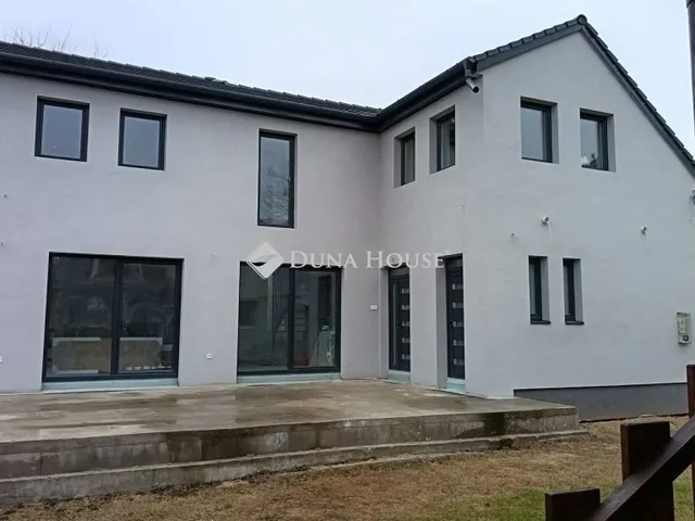 Eladó ház Tápiószentmárton 128 nm