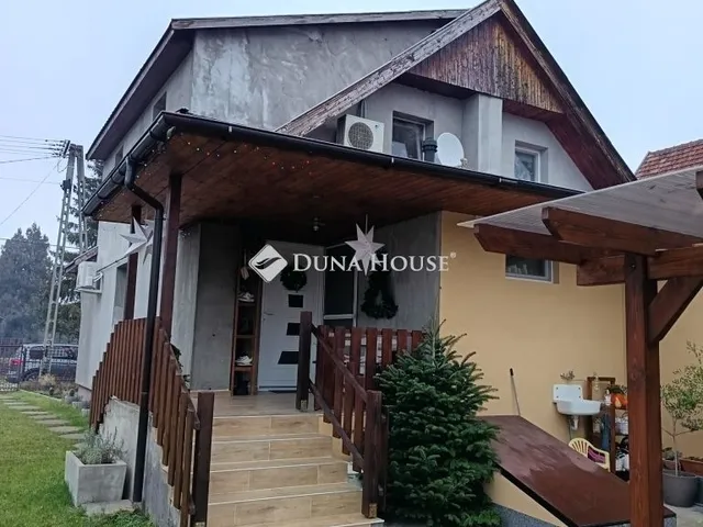 Eladó ház Tápiószentmárton 61 nm
