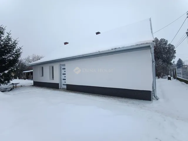 Eladó ház Törtel 68 nm