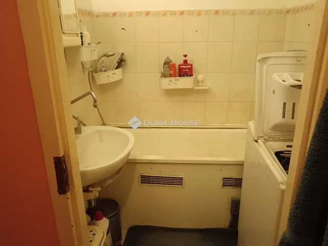 Eladó lakás Cegléd 54 nm