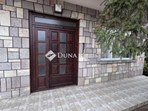 Eladó ház Ceglédbercel 174 nm