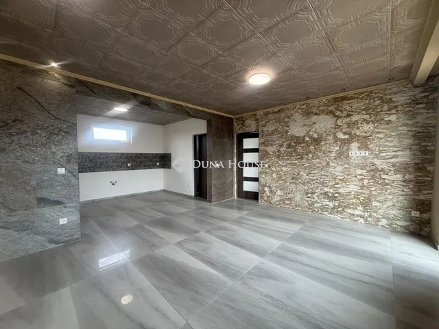 Eladó ház Törtel 108 nm