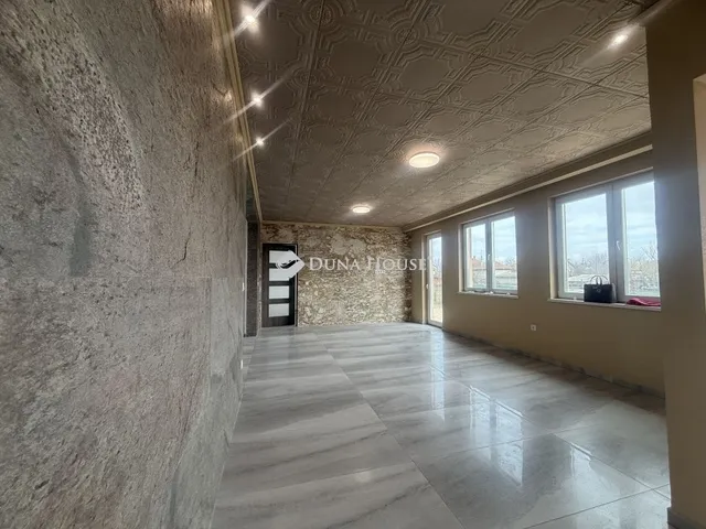 Eladó ház Törtel 108 nm