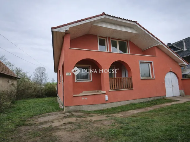 Eladó ház Nagykáta 172 nm
