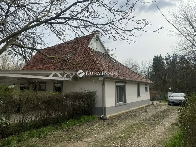 Eladó mezőgazdasági ingatlan Mikebuda 164 nm