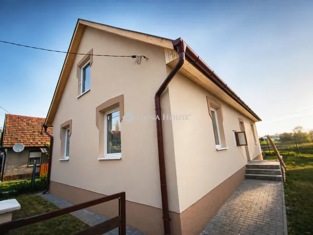 Eladó ház Abony 83 nm