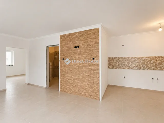 Eladó ház Abony 83 nm