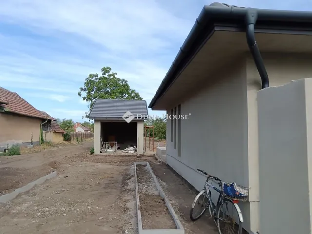 Eladó ház Abony 73 nm
