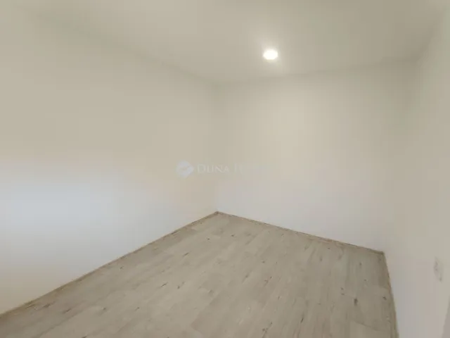 Eladó ház Újszász 70 nm