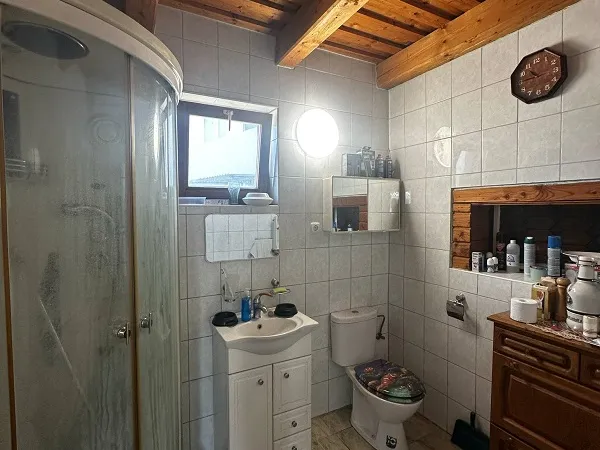 Eladó ház Debrecen, Biharikert 180 nm