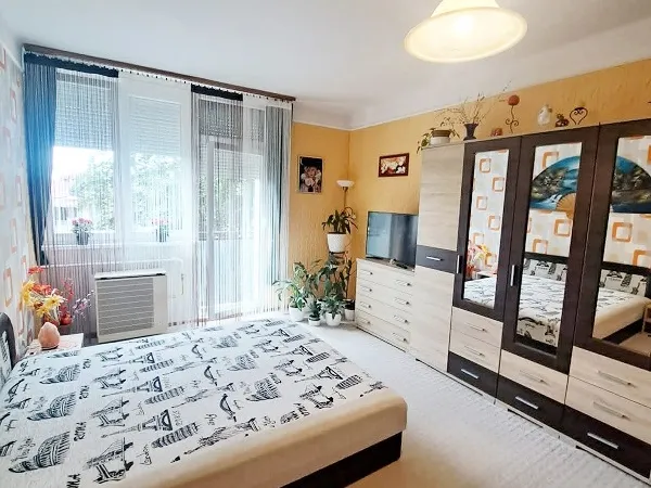 Eladó lakás Debrecen, Hőforrás 42 nm