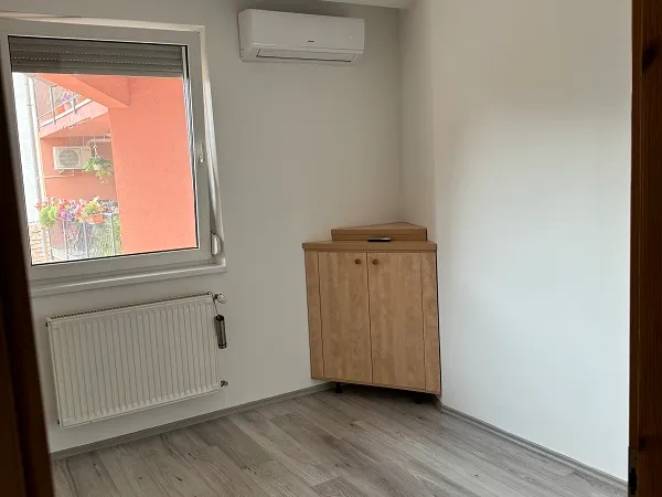 Kiadó lakás Debrecen, Vénkert 75 nm