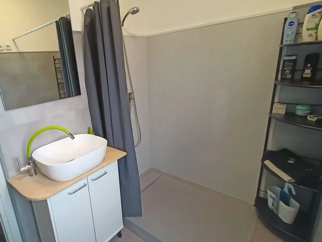 Eladó lakás Budapest XXI. kerület, Erdőalja 70 nm