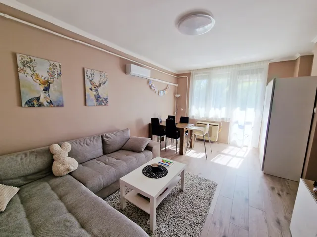 Eladó lakás Budapest XXI. kerület, Erdőalja 60 nm