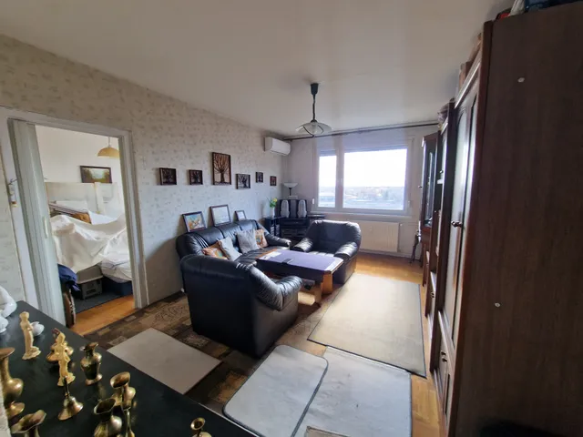 Eladó lakás Budapest XXI. kerület, Szabótelep, Ady 64 nm