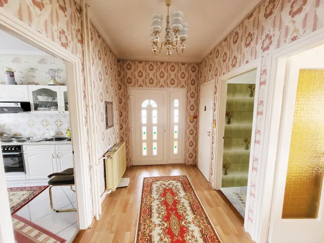 Eladó ház Budapest XXI. kerület, Királyerdő 210 nm