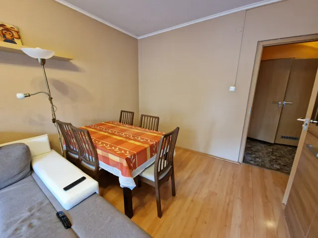 Eladó lakás Budapest XXI. kerület, Ady 55 nm