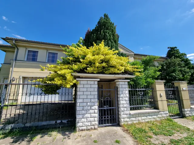 Eladó ház Halásztelek 340 nm