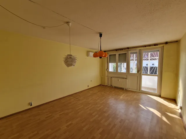 Eladó lakás Budapest XXI. kerület, Erdőalja, Bánya 31 nm