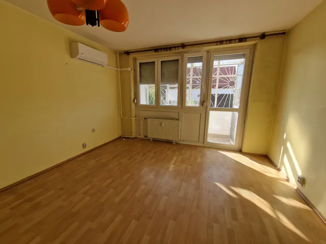 Eladó lakás Budapest XXI. kerület, Erdőalja, Bánya 31 nm