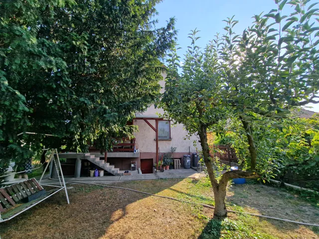 Eladó ház Halásztelek 205 nm
