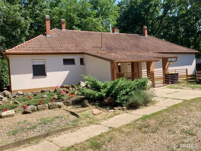 Eladó ház Baktalórántháza 200 nm