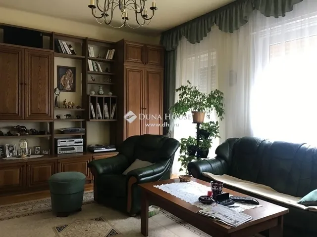 Eladó ház Szentendre 184 nm