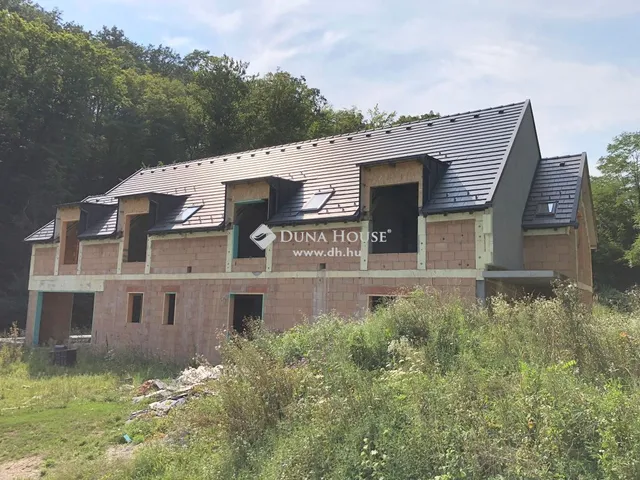 Eladó ház Szendehely 377 nm