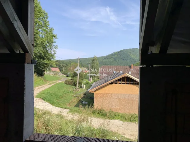 Eladó ház Szendehely 377 nm
