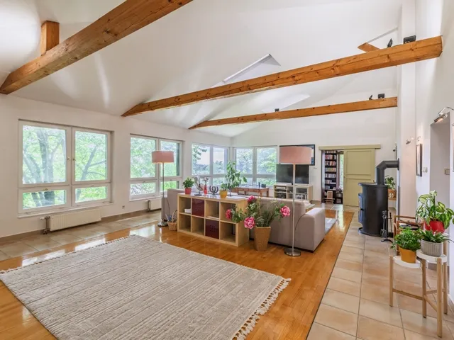 Eladó ház Pécel 299 nm