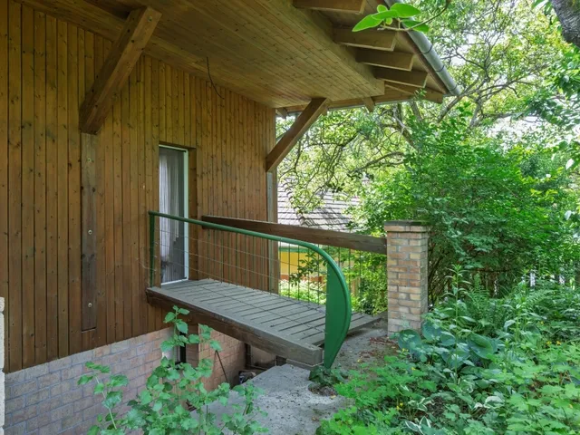 Eladó ház Pécel 299 nm