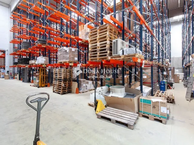 Eladó kereskedelmi és ipari ingatlan Budaörs 1450 nm