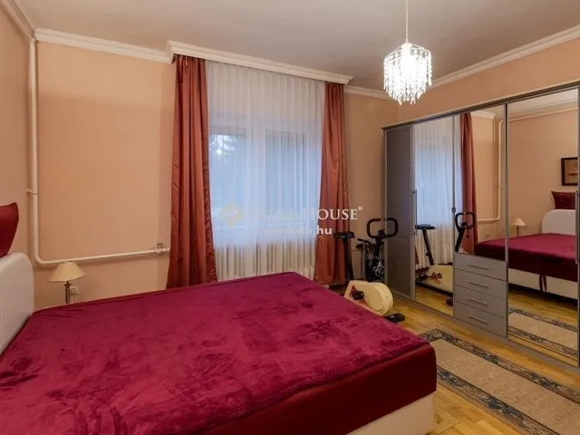 Eladó ház Budakalász 210 nm