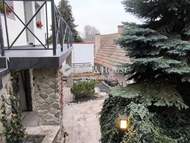 Eladó ház Szentendre 208 nm