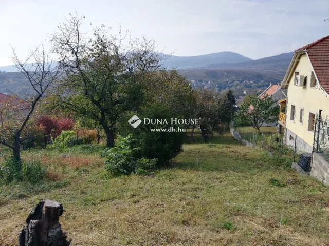 Eladó telek Pomáz 1187 nm