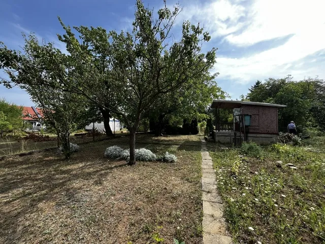 Eladó telek Budakalász 974 nm