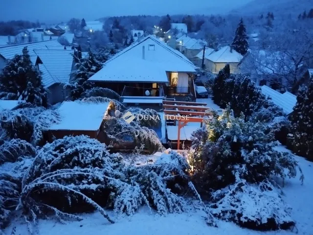 Eladó ház Pilismarót 420 nm