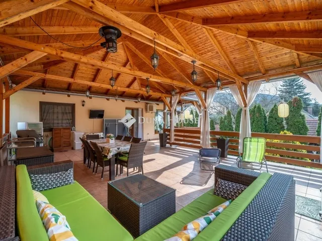 Eladó ház Pilismarót 420 nm