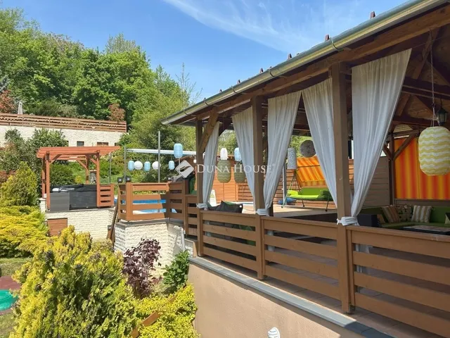 Eladó ház Pilismarót 420 nm