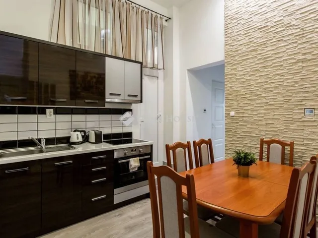 Eladó lakás Budapest VI. kerület 83 nm