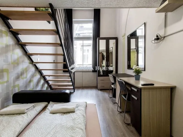 Eladó lakás Budapest VI. kerület 83 nm