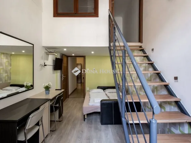 Eladó lakás Budapest VI. kerület 83 nm