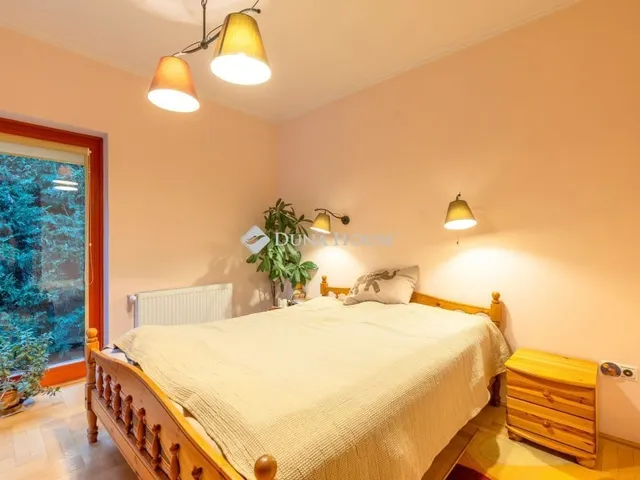 Eladó ház Csomád 285 nm