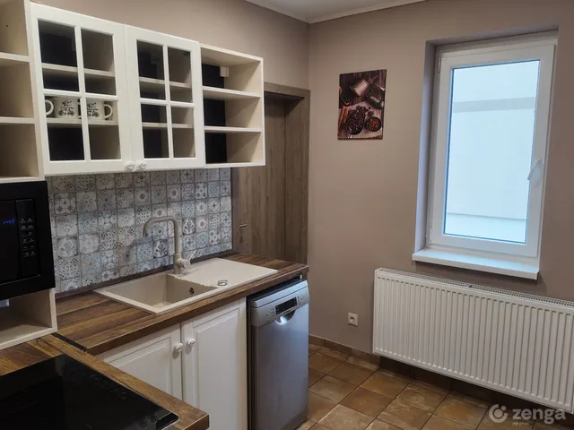 Kiadó lakás Székesfehérvár, Búrtelep 70 nm