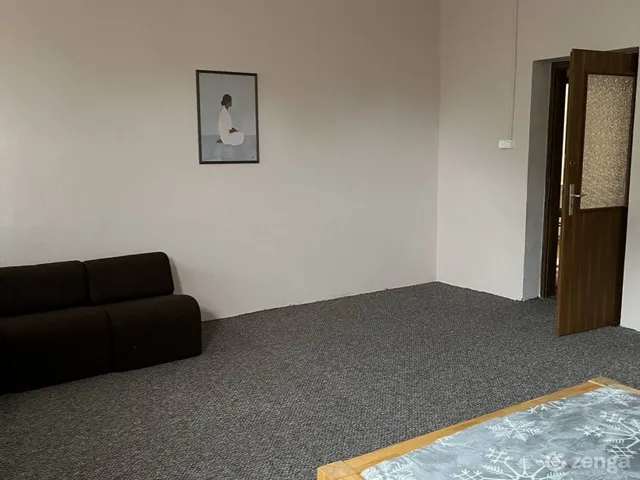 Eladó lakás Forráskút 90 nm
