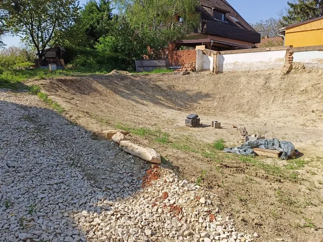 Eladó telek Páty, Kossuth Lajos utca 150. 4326 nm
