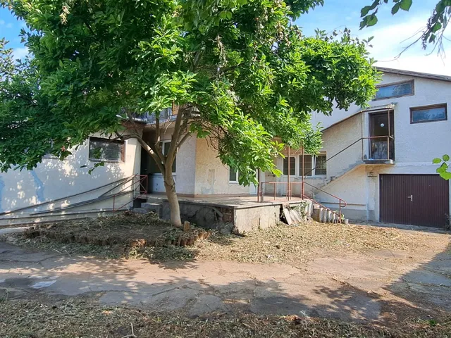 Eladó ház Vecsés, Felsőtelep 290 nm