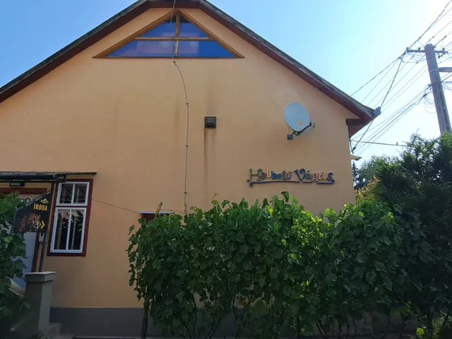 Eladó ház Üllő 254 nm